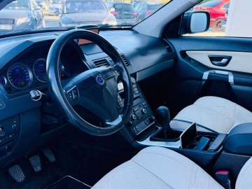Volvo XC90 5