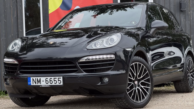 Porsche Cayenne 1
