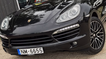 Porsche Cayenne 4