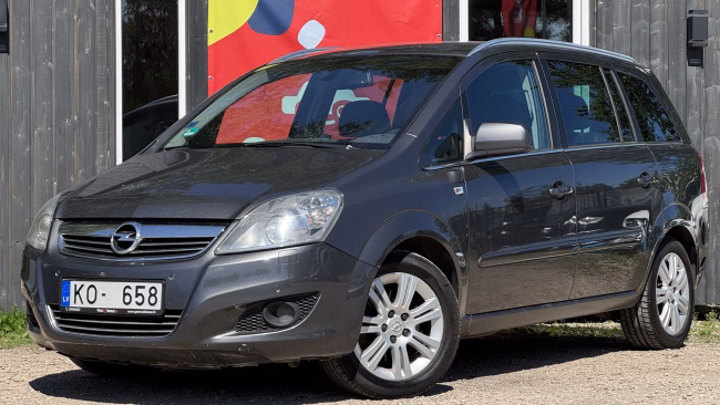 Opel Zafira 1