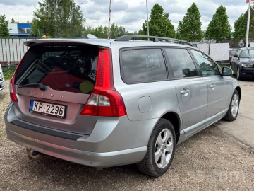 Volvo V70 4