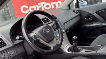 Toyota Avensis 5