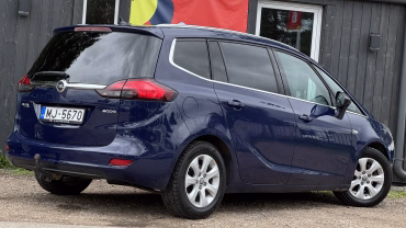 Opel Zafira 4