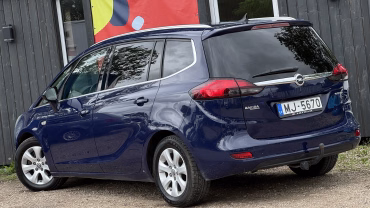 Opel Zafira 5