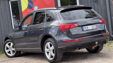 Audi Q5 4