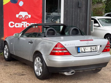Mercedes-Benz SLK 200 5