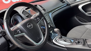 Opel Insignia 5
