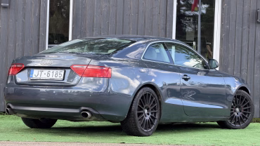 Audi A5 4