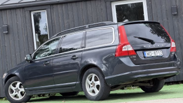 Volvo V70 3