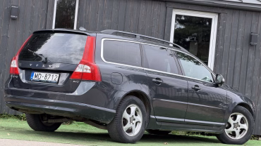 Volvo V70 4