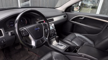 Volvo V70 5