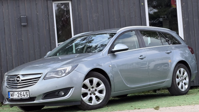 Opel Insignia 1