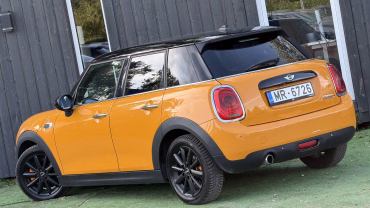 MINI Cooper D 5