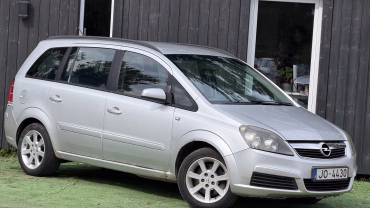 Opel Zafira 2