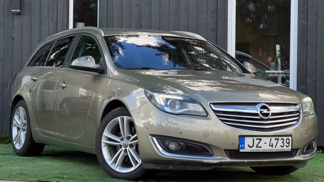 Opel Insignia 1