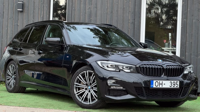 BMW 330 1