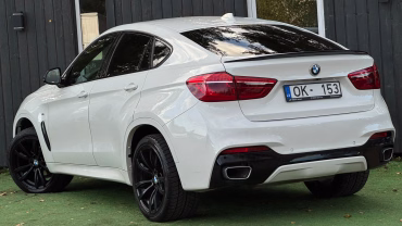 BMW X6 4