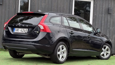 Volvo V60 5