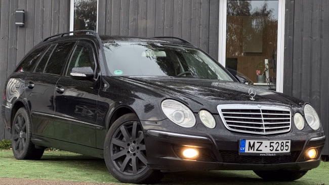 Mercedes-Benz E 280 1