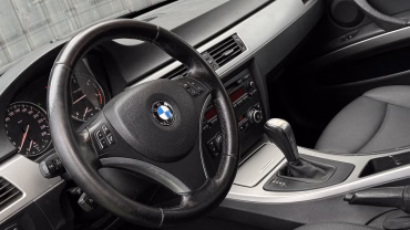 BMW 320 3