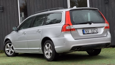 Volvo V70 5