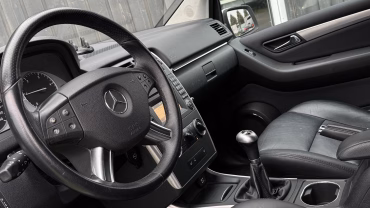 Mercedes-Benz B 180 3